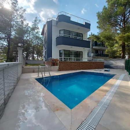 Class Villa